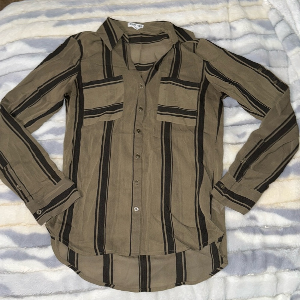 Express Love Sleeve Top